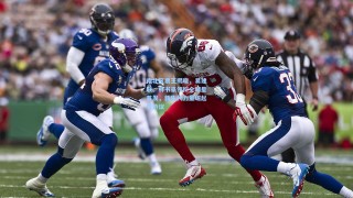 南北区票王揭晓，易建联、林书豪领衔全明星首发，新生代力量崛起引热议