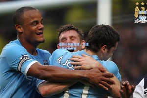 击剑小将姜鑫瑞，剑道上的自信舞者